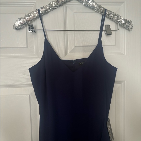 Nwt express ruffle maxi dress with slit sz 4 - Picture 2 of 4